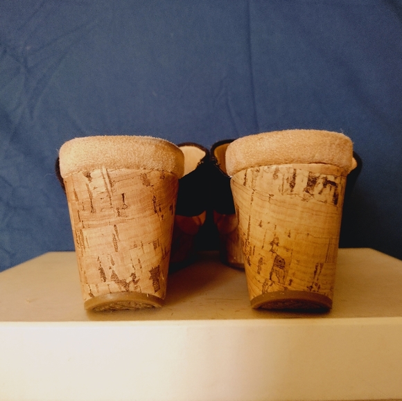 Life Stride Donna Wedge Slides Soft System, size 6.5, black w/cork wedge - Picture 9 of 11